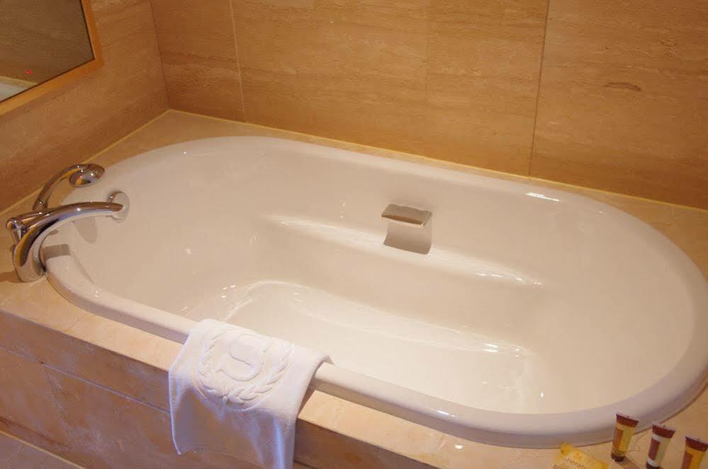 Shanghai Hongkou Sanzhi International Hotel Экстерьер фото